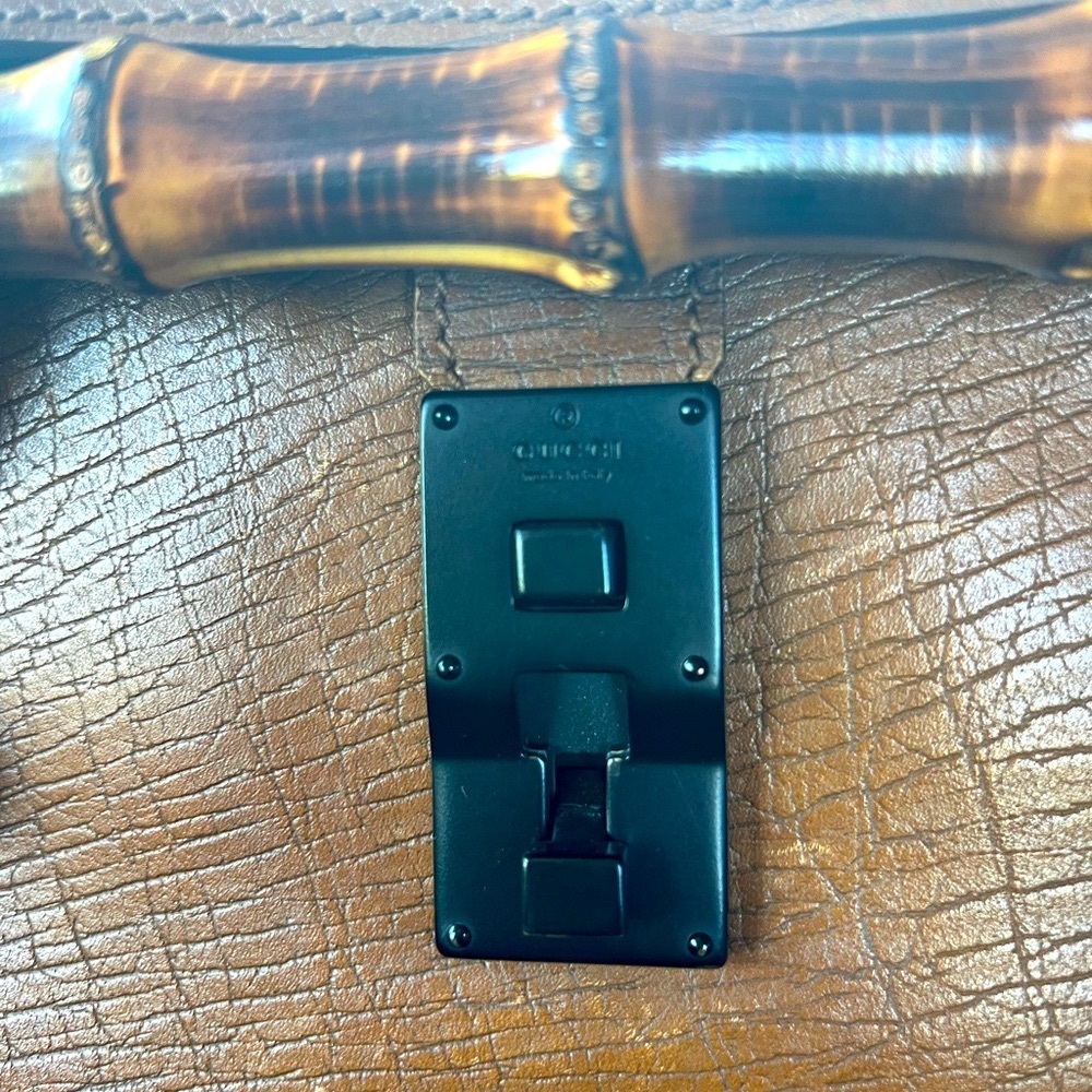 ❤️ SOLD ❤️Gucci Bamboo Bullet Handbag - Picture 4 of 11